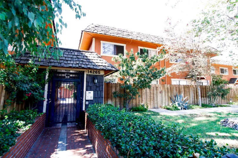 The sidewalk into Terra Bella Gardens