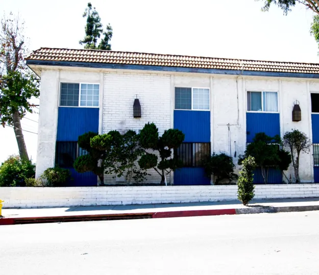 The Wakefield Gardens building in Panorama City California