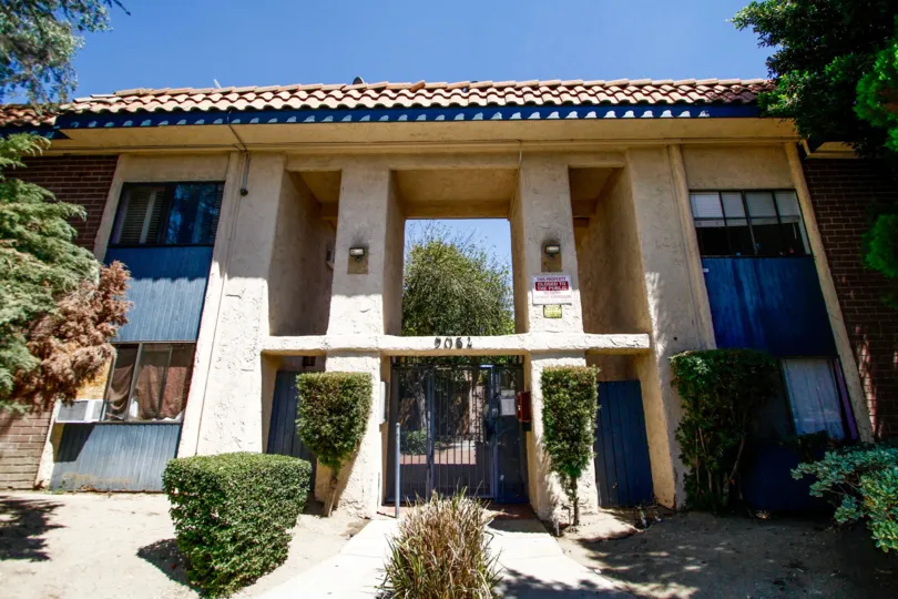 The address written above the entrance into Willis Gardens