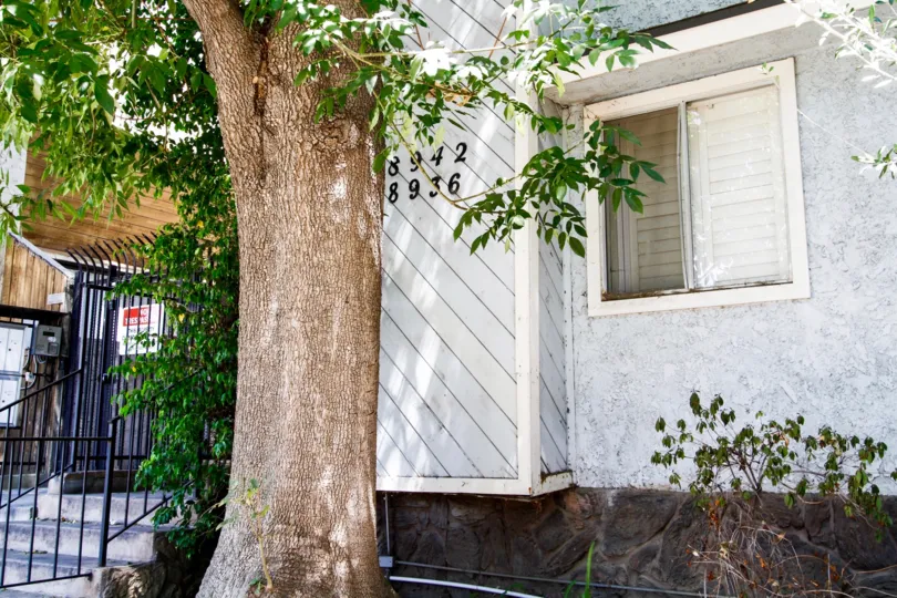 The addresses for Willis Townhomes on the building