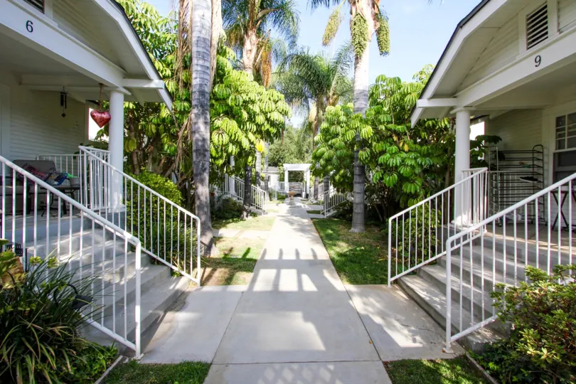 The sidewalk through the property at 138 S Bonnie Ave