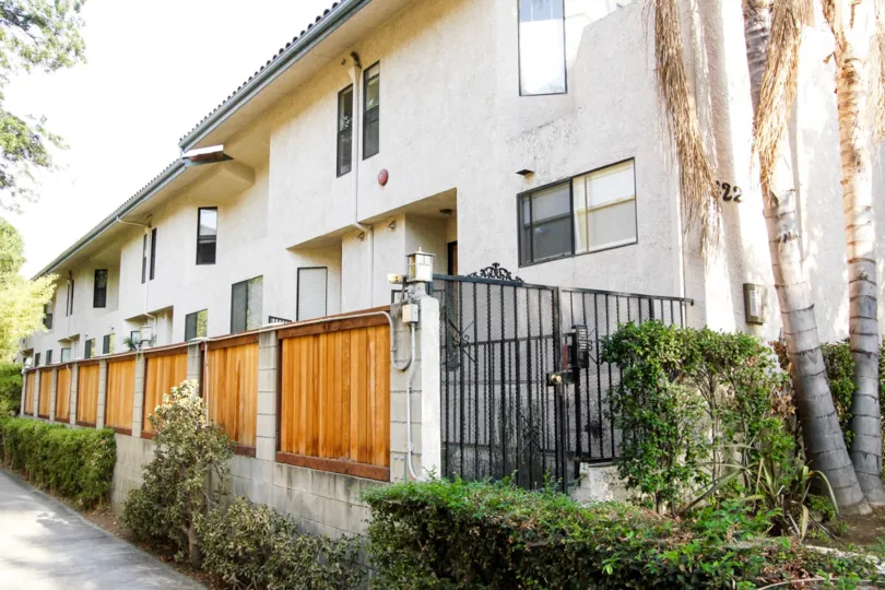 The patios for units at 322 S Mentor Ave in Pasadena, California