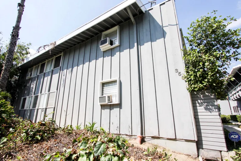 The windows at 356 Cliff Dr