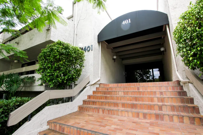 The address for 401 E California Blvd in Pasadena, California