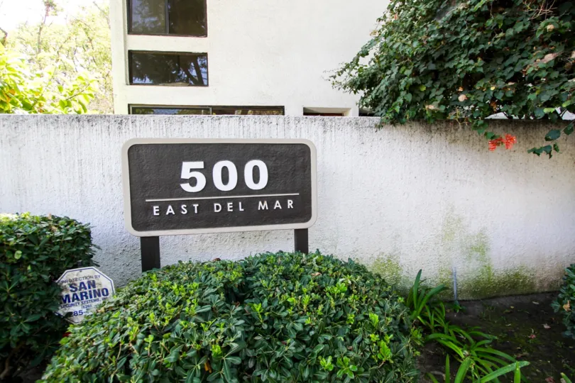 The address for 500 E Del Mar Blvd in Pasadena, California