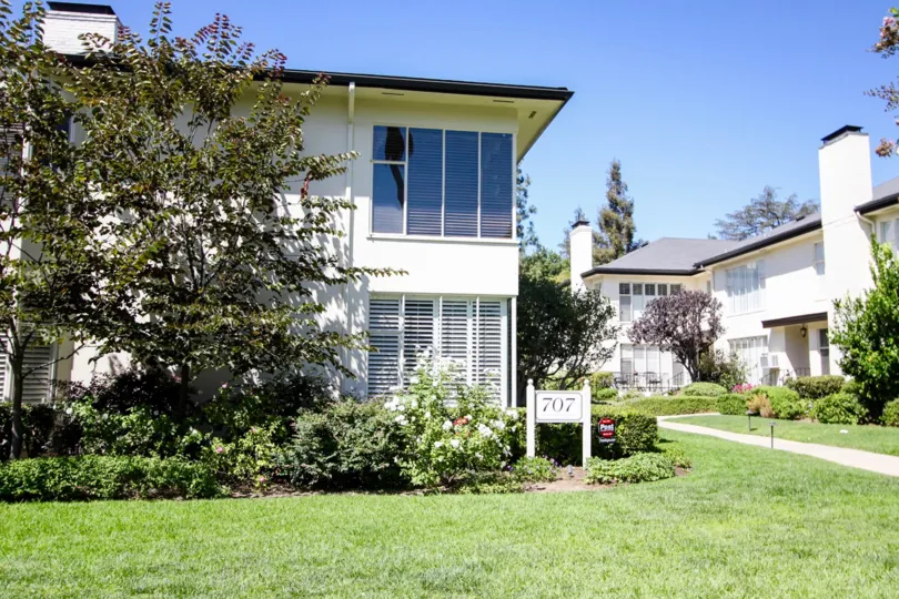 The address in front of the building at 707 S Orange Grove Blvd