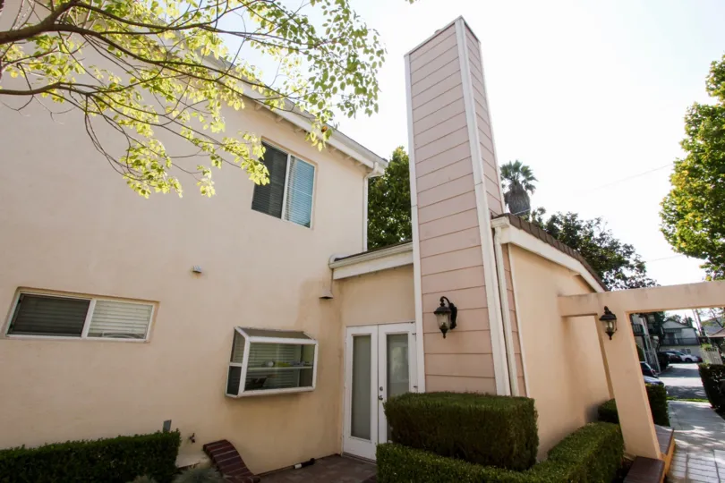 The doors leading into 82 Virginia Ave in Pasadena, California