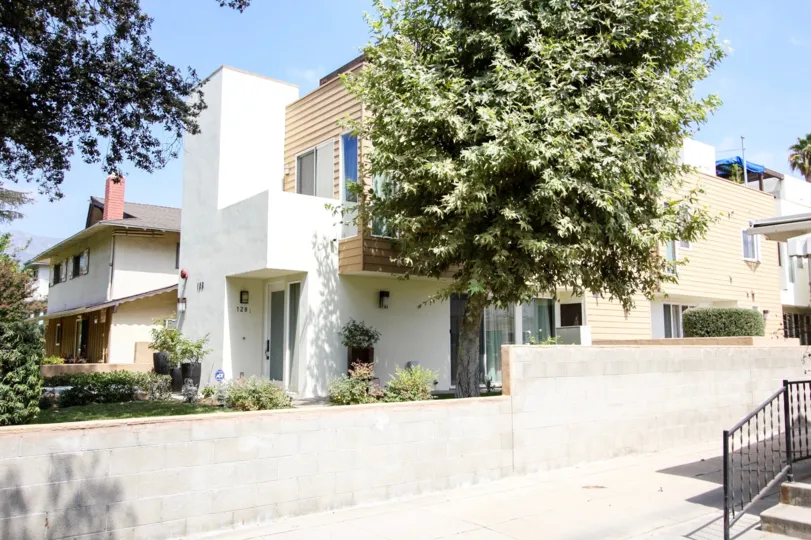 The view of Allen Villa in Pasadena, California