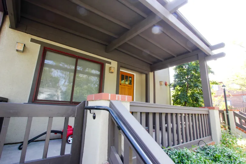 The entrance into Alpine Western Villa