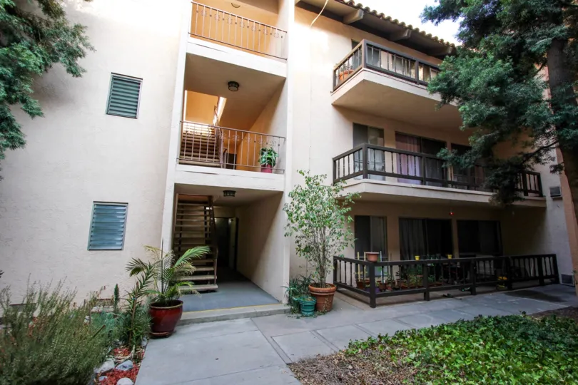 The stairs leading up to Casa Pasadena