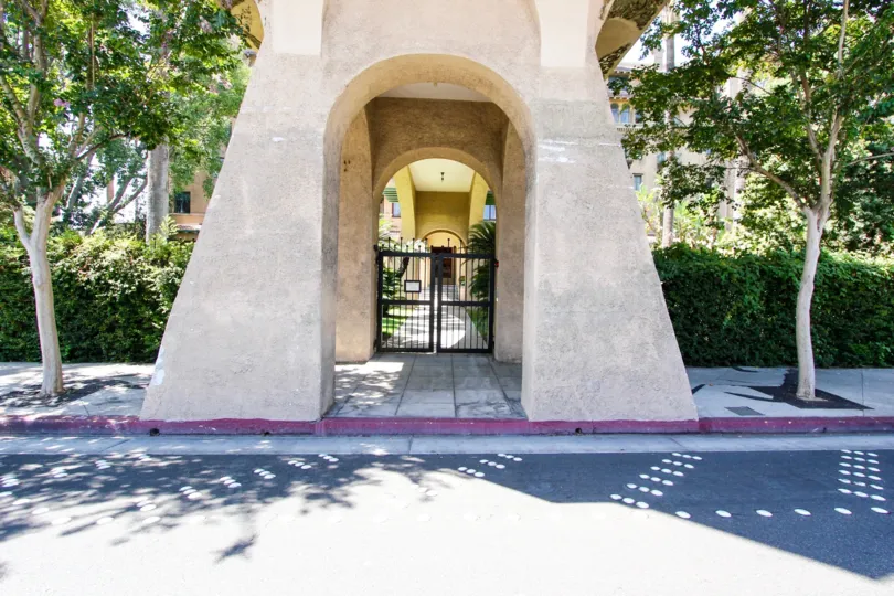The entrance into Castle Green
