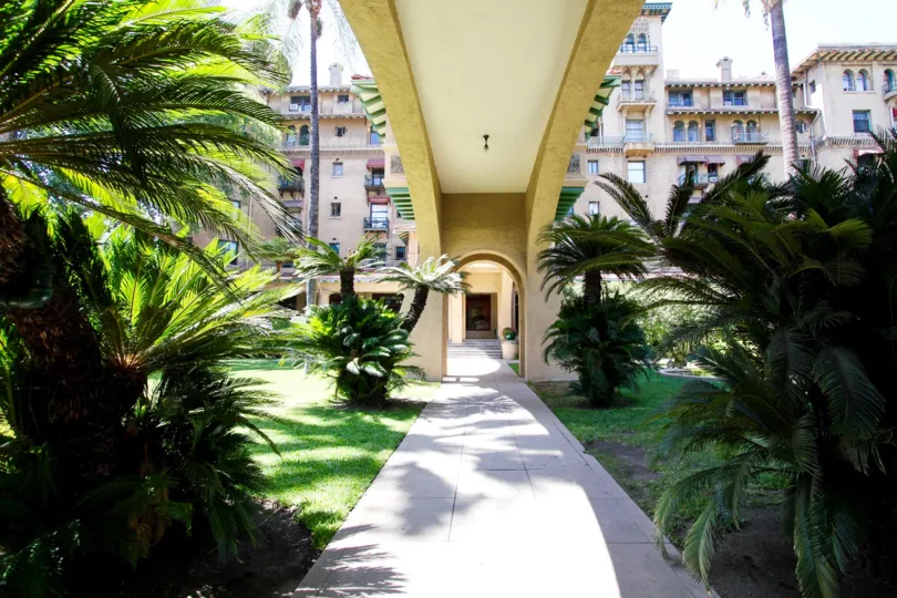 The walkway up to Castle Green
