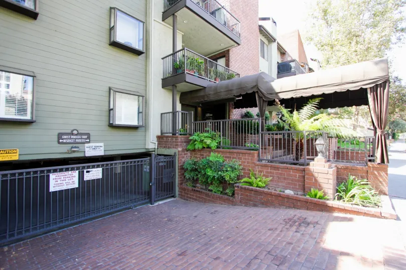 A side view of Cordova Park Villas