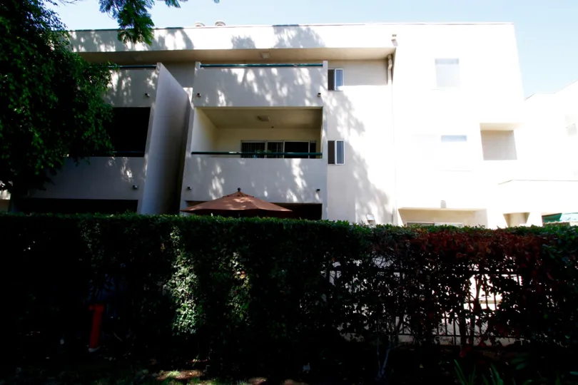 The balconies seen in the Del Mar Court building in Pasadena, California