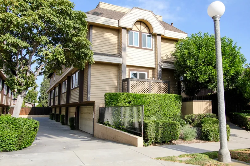 The hedges around Greenwood Village in Pasadena, California