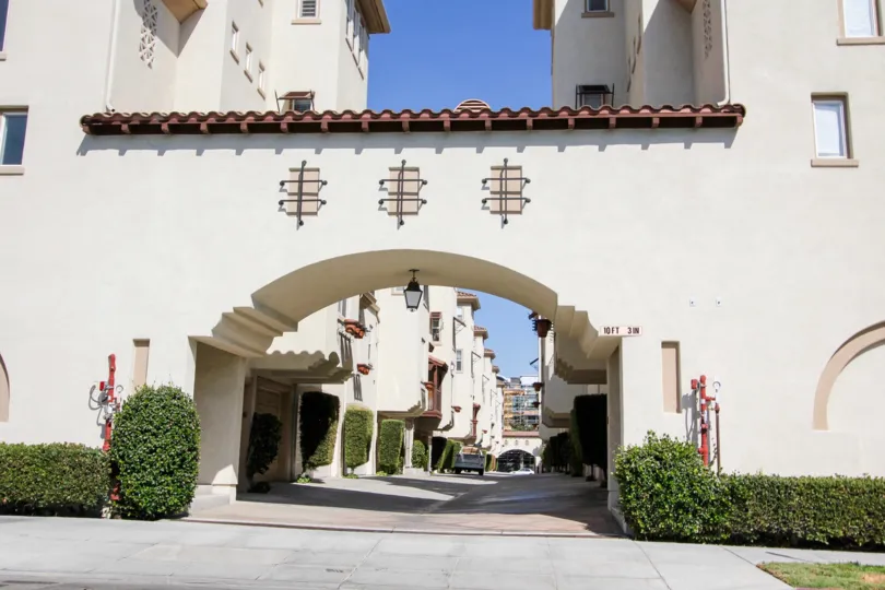 The décor on the entrance into Heritage Walk