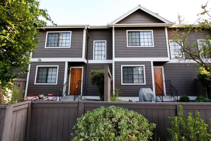 A look at the units in Holliston Condominiums in Pasadena, California