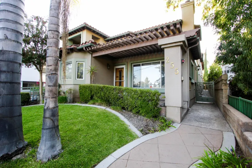 The landscaping around Mar Vista Gardens