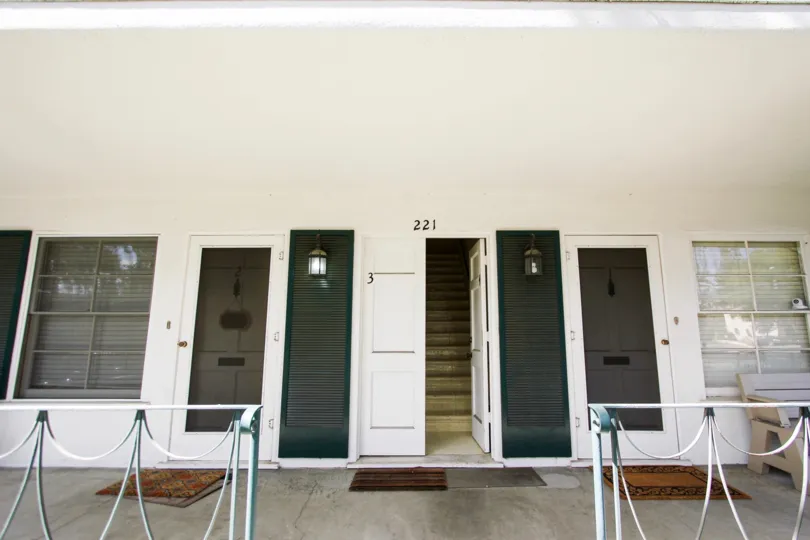 The address above the entrance into Monticello Manor