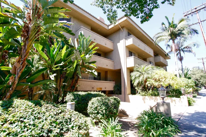 The balconies around the Oak Knoll Terrace in Pasadena, California
