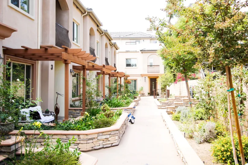 The common area in Oakland Terraces