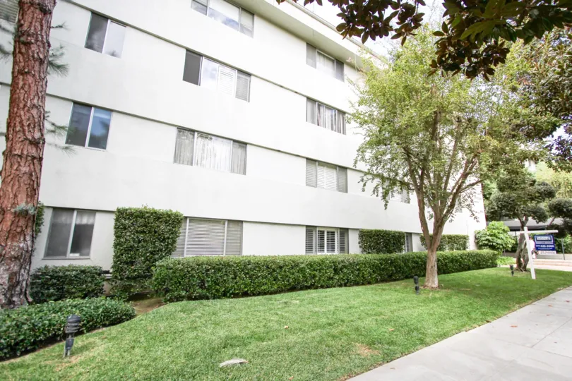The sidewalk in front of Oakland Towers South