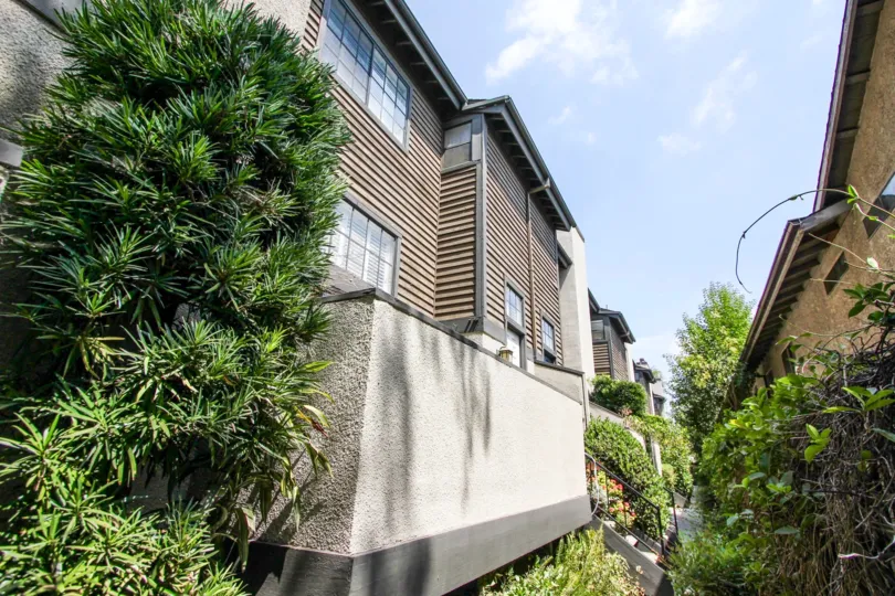 The privacy fence around Oaks Townhomes