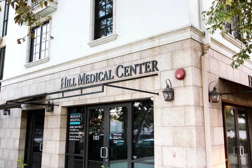 The medical center around The Gardens on Hill