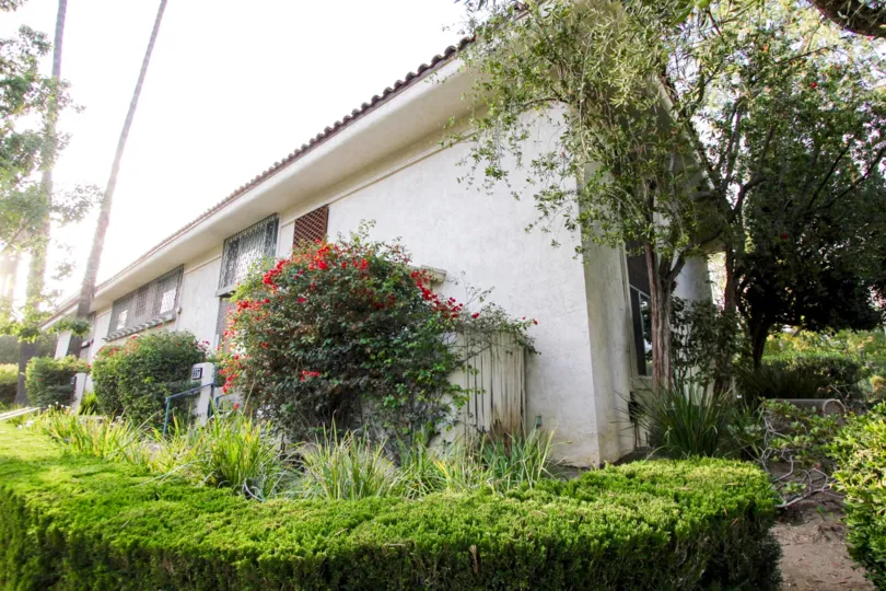 The structure of the Villa California building