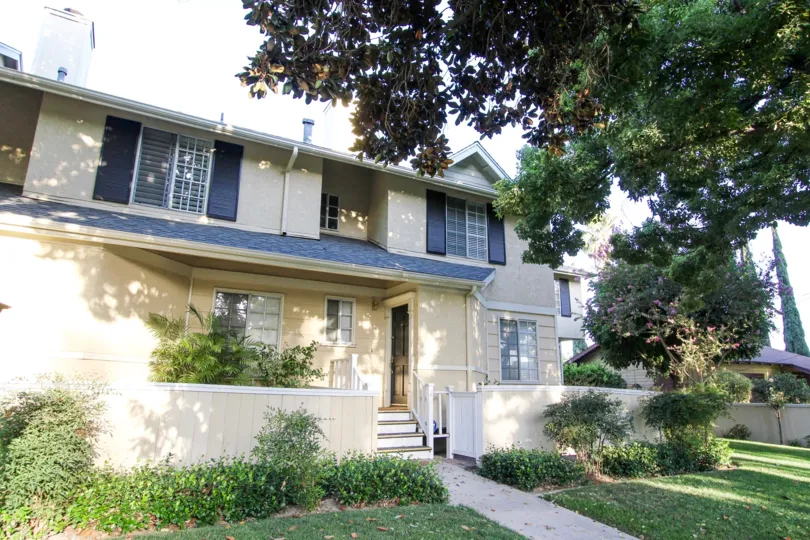 The view of the West Colonial Village in Pasadena, California