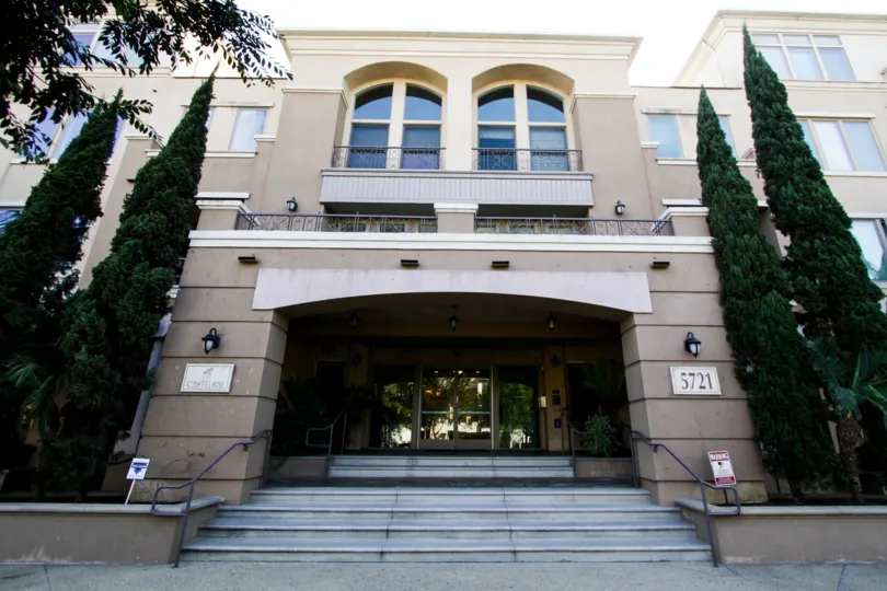 The entrance into Chatalaine in Playa Vista