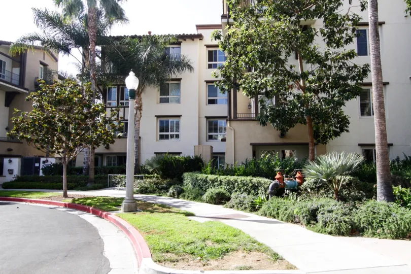 The sidewalk by the Serenade in Playa Vista