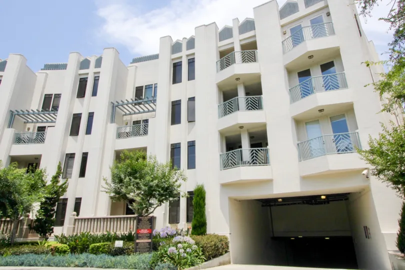 Feel heavenly peace with your family experiencing the truly extravagant @ The Metro.