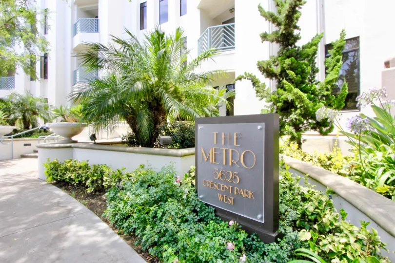 Entrance and beautiful garden signage to the Metro residence, Playa Vista, California