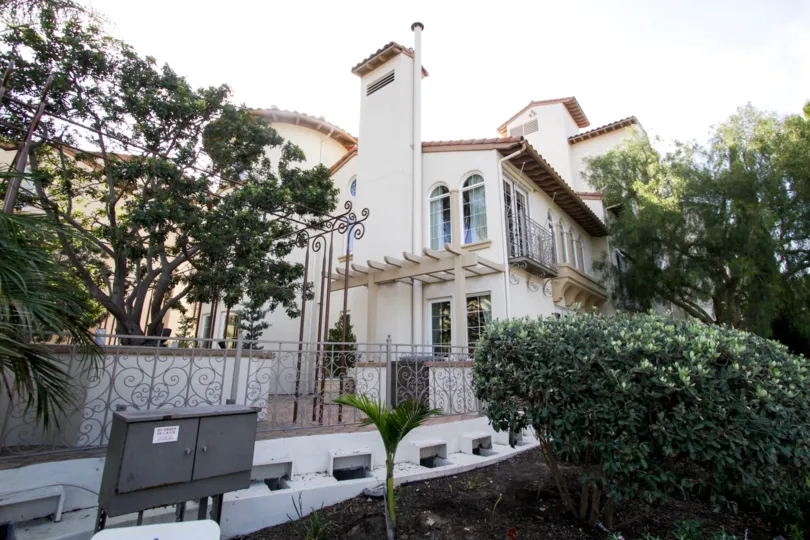 The landscaping at the Villa d Este Playa Vista