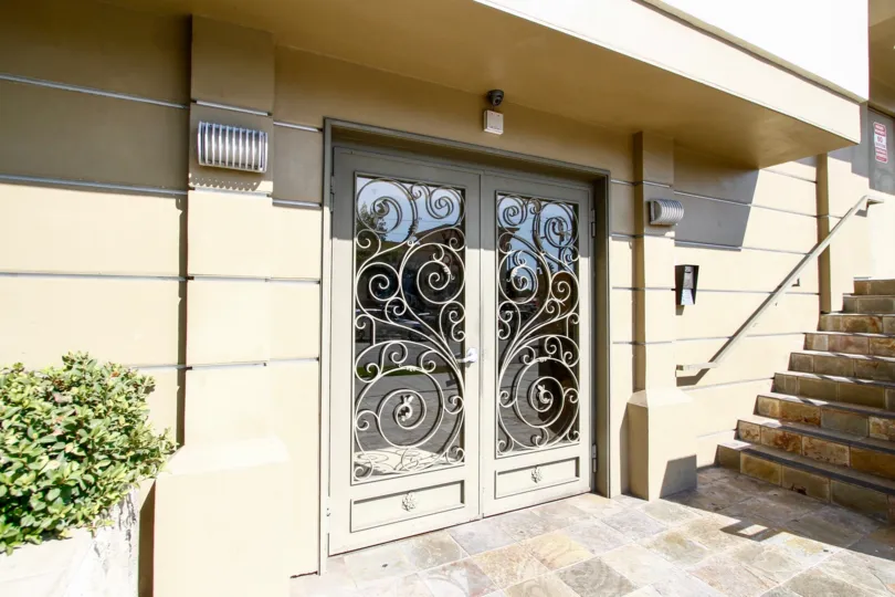 The entrance into Corbin Villas