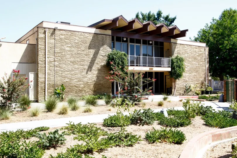 The entrance into Northridge Village