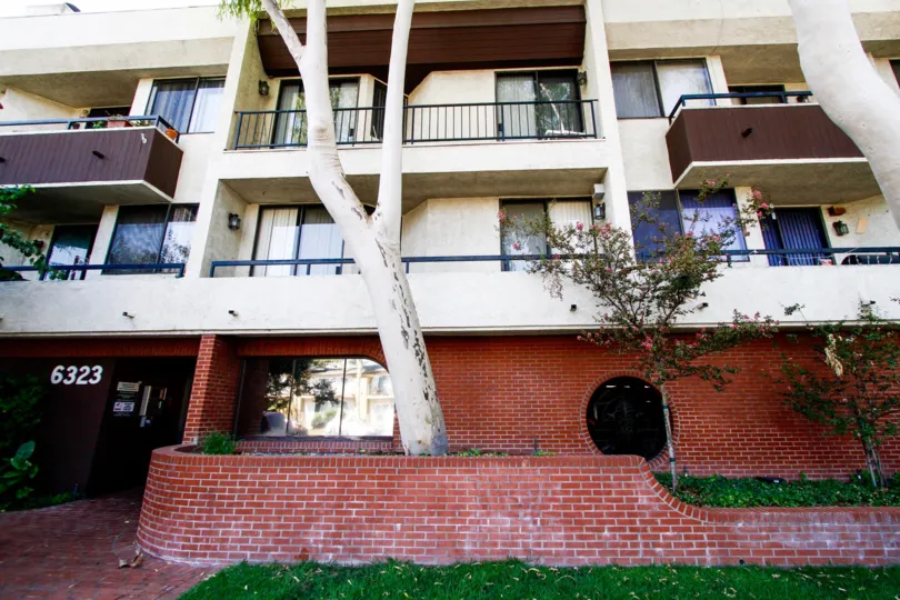 The balconies at 6323 Reseda Blvd