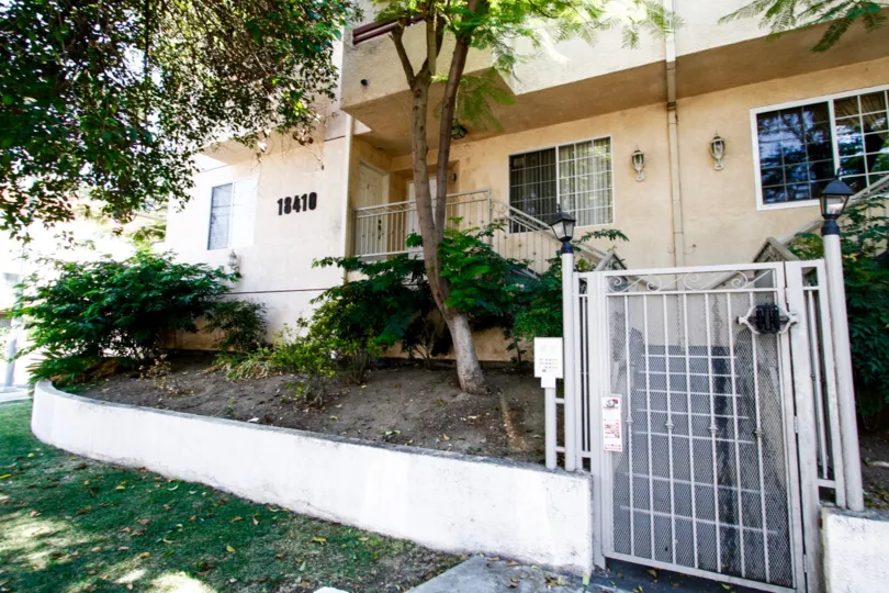 The address on the Saticoy Regency building
