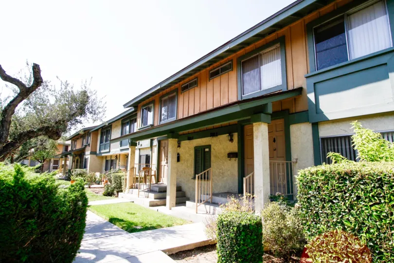 The landscaping around Sunburst Estates in Reseda California