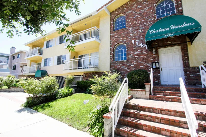 The address for Chateau Gardens
