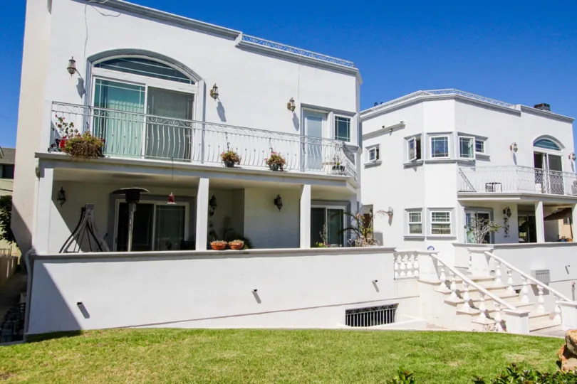 The Jade Townhomes building in San Pedro California