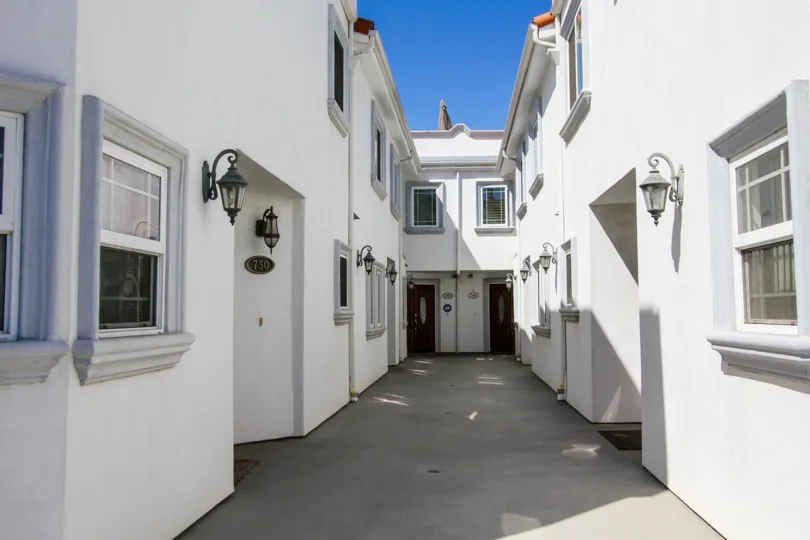 The walkway up to Jade Townhomes in San Pedro California