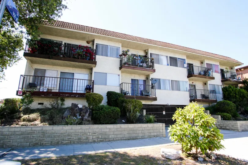 The Sunrise Villas buidling in San Pedro California