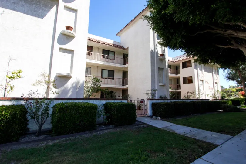 The sidewalk up to the Vista Pacifica Villas in San Pedro California