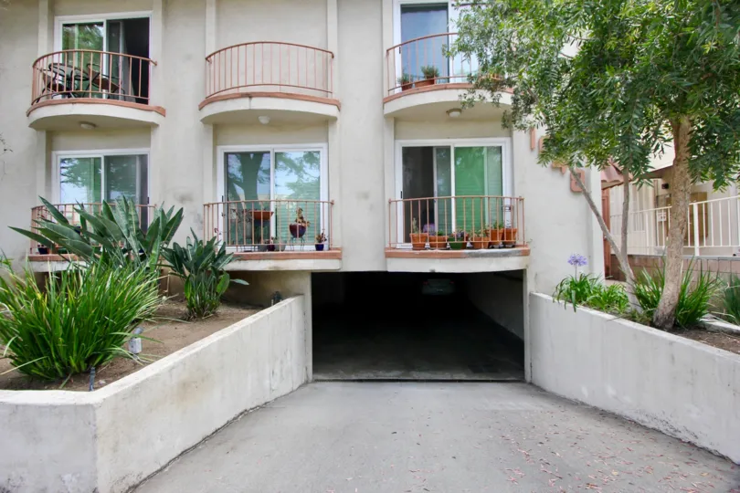 There is plenty of space on this 9th street community balcony