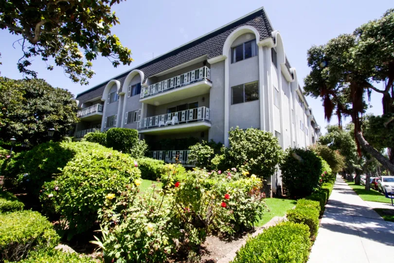 The balconies seen at 404 San Vicente