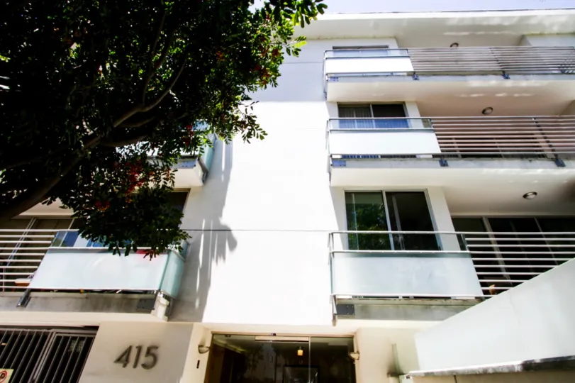 The balconies at 415 Montana