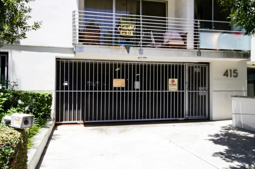 The parking at 415 Montana