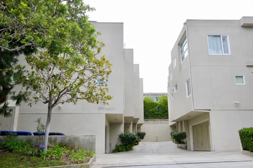 A nice bright day at the apartments in Santa Monica, California.